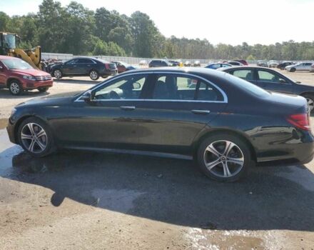 Черный Мерседес Е-Класс, объемом двигателя 0 л и пробегом 107 тыс. км за 7100 $, фото 1 на Automoto.ua