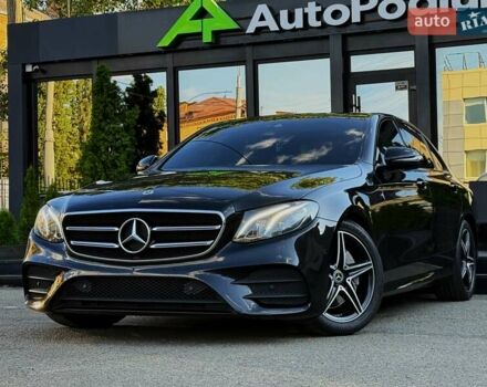 Черный Мерседес Е-Класс, объемом двигателя 1.95 л и пробегом 105 тыс. км за 38900 $, фото 1 на Automoto.ua