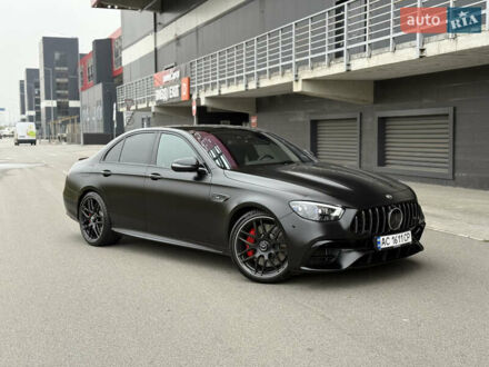 Черный Мерседес Е-Класс, объемом двигателя 4 л и пробегом 47 тыс. км за 120000 $, фото 1 на Automoto.ua