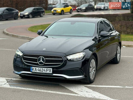 Чорний Мерседес Е-Клас, об'ємом двигуна 1.95 л та пробігом 40 тис. км за 43900 $, фото 1 на Automoto.ua