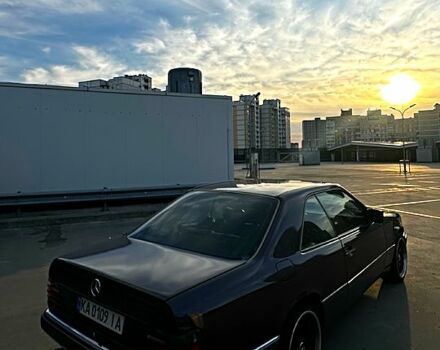 Фиолетовый Мерседес Е-Класс, объемом двигателя 2.8 л и пробегом 323 тыс. км за 8000 $, фото 2 на Automoto.ua