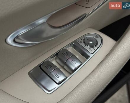 Фиолетовый Мерседес Е-Класс, объемом двигателя 3 л и пробегом 93 тыс. км за 34999 $, фото 20 на Automoto.ua