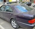 Фиолетовый Мерседес Е-Класс, объемом двигателя 2.79 л и пробегом 312 тыс. км за 1650 $, фото 8 на Automoto.ua