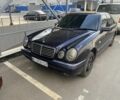 Фиолетовый Мерседес Е-Класс, объемом двигателя 3.2 л и пробегом 340 тыс. км за 2300 $, фото 1 на Automoto.ua