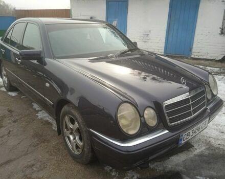 Фиолетовый Мерседес Е-Класс, объемом двигателя 2.9 л и пробегом 500 тыс. км за 5790 $, фото 1 на Automoto.ua