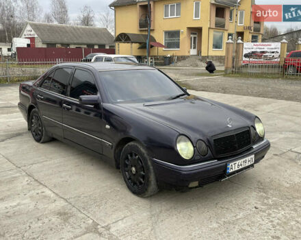 Фиолетовый Мерседес Е-Класс, объемом двигателя 2.8 л и пробегом 400 тыс. км за 2750 $, фото 1 на Automoto.ua