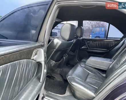 Фиолетовый Мерседес Е-Класс, объемом двигателя 2.8 л и пробегом 400 тыс. км за 2750 $, фото 8 на Automoto.ua