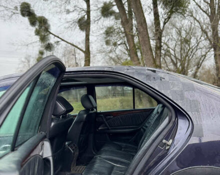 Фіолетовий Мерседес Е-Клас, об'ємом двигуна 2.16 л та пробігом 425 тис. км за 2500 $, фото 12 на Automoto.ua