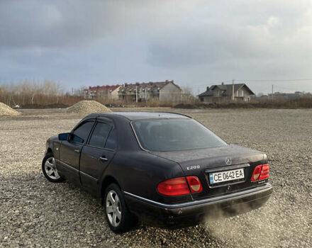 Фиолетовый Мерседес Е-Класс, объемом двигателя 2 л и пробегом 303 тыс. км за 2500 $, фото 6 на Automoto.ua