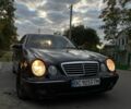 Фиолетовый Мерседес Е-Класс, объемом двигателя 3.2 л и пробегом 380 тыс. км за 1800 $, фото 1 на Automoto.ua