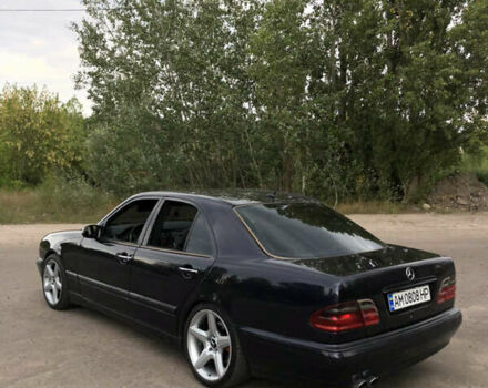 Фиолетовый Мерседес Е-Класс, объемом двигателя 4.27 л и пробегом 230 тыс. км за 4499 $, фото 1 на Automoto.ua