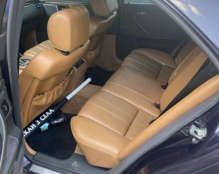 Фиолетовый Мерседес Е-Класс, объемом двигателя 2.1 л и пробегом 387 тыс. км за 3700 $, фото 6 на Automoto.ua