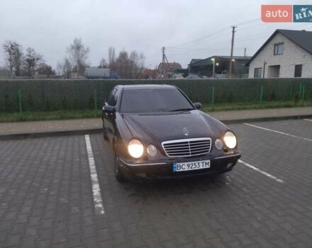 Фіолетовий Мерседес Е-Клас, об'ємом двигуна 3.2 л та пробігом 389 тис. км за 2999 $, фото 4 на Automoto.ua