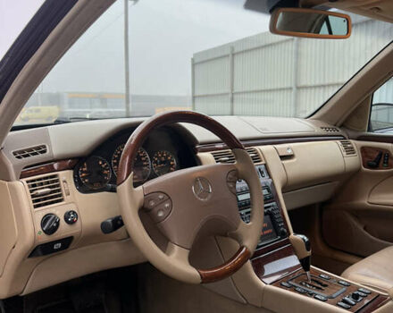 Фиолетовый Мерседес Е-Класс, объемом двигателя 4.97 л и пробегом 281 тыс. км за 7500 $, фото 15 на Automoto.ua