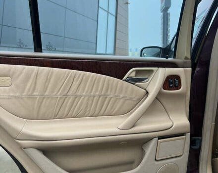 Фиолетовый Мерседес Е-Класс, объемом двигателя 4.97 л и пробегом 281 тыс. км за 7500 $, фото 23 на Automoto.ua