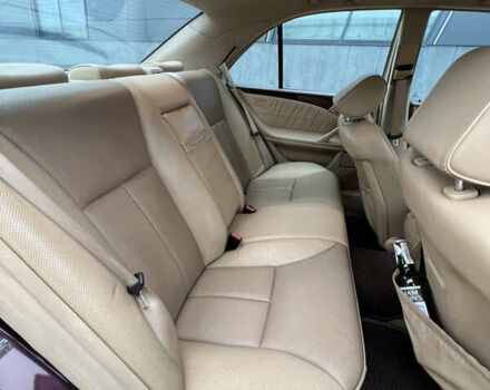 Фиолетовый Мерседес Е-Класс, объемом двигателя 4.97 л и пробегом 281 тыс. км за 7500 $, фото 26 на Automoto.ua