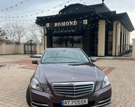 Фіолетовий Мерседес Е-Клас, об'ємом двигуна 2.1 л та пробігом 380 тис. км за 13000 $, фото 8 на Automoto.ua