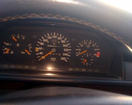 Фиолетовый Мерседес Е-Класс, объемом двигателя 2.8 л и пробегом 435 тыс. км за 3100 $, фото 3 на Automoto.ua