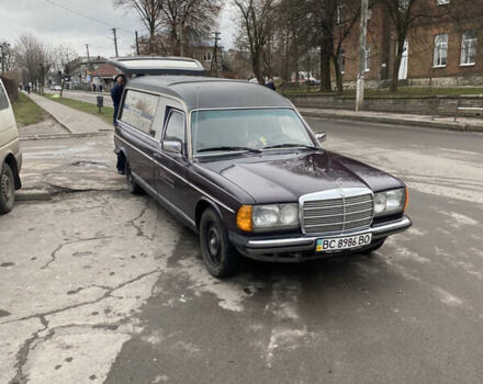 Фиолетовый Мерседес Е-Класс, объемом двигателя 2.5 л и пробегом 285 тыс. км за 3600 $, фото 1 на Automoto.ua