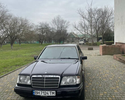 Фиолетовый Мерседес Е-Класс, объемом двигателя 2.2 л и пробегом 178 тыс. км за 5000 $, фото 1 на Automoto.ua