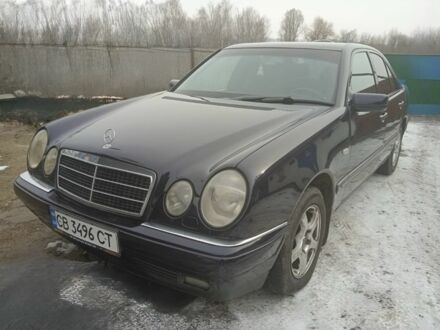 Фіолетовий Мерседес Е-Клас, об'ємом двигуна 2.9 л та пробігом 500 тис. км за 5849 $, фото 1 на Automoto.ua