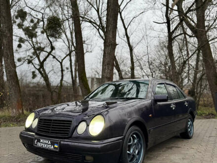 Фиолетовый Мерседес Е-Класс, объемом двигателя 2.16 л и пробегом 425 тыс. км за 2500 $, фото 1 на Automoto.ua