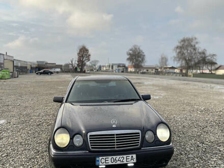 Фиолетовый Мерседес Е-Класс, объемом двигателя 2 л и пробегом 303 тыс. км за 2500 $, фото 1 на Automoto.ua