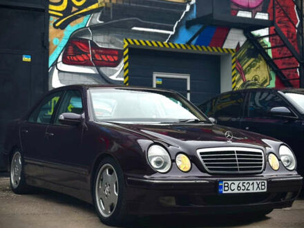 Фиолетовый Мерседес Е-Класс, объемом двигателя 0 л и пробегом 288 тыс. км за 8500 $, фото 1 на Automoto.ua