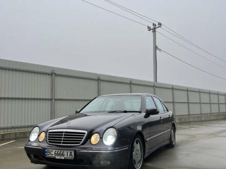 Фиолетовый Мерседес Е-Класс, объемом двигателя 4.97 л и пробегом 281 тыс. км за 7500 $, фото 1 на Automoto.ua