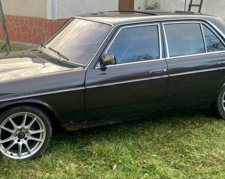 Коричневый Мерседес Е-Класс, объемом двигателя 3 л и пробегом 500 тыс. км за 2700 $, фото 3 на Automoto.ua