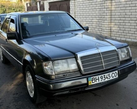 Коричневый Мерседес Е-Класс, объемом двигателя 2.6 л и пробегом 260 тыс. км за 2000 $, фото 2 на Automoto.ua