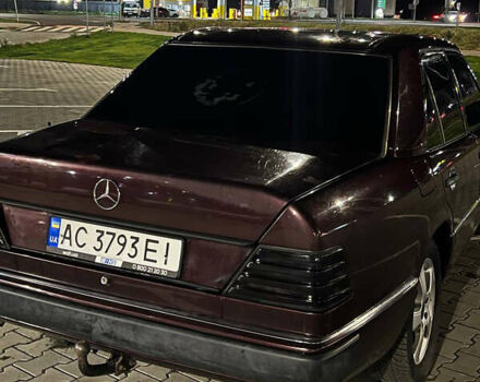 Коричневый Мерседес Е-Класс, объемом двигателя 2 л и пробегом 500 тыс. км за 2500 $, фото 3 на Automoto.ua