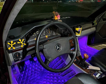 Коричневый Мерседес Е-Класс, объемом двигателя 2 л и пробегом 500 тыс. км за 2500 $, фото 14 на Automoto.ua