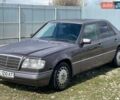 Коричневый Мерседес Е-Класс, объемом двигателя 2.2 л и пробегом 210 тыс. км за 1490 $, фото 1 на Automoto.ua