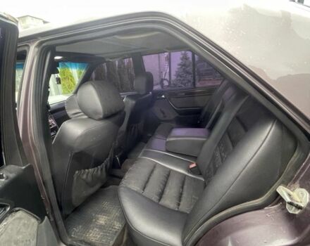 Коричневий Мерседес Е-Клас, об'ємом двигуна 2 л та пробігом 389 тис. км за 2700 $, фото 7 на Automoto.ua