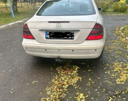 Мерседес Е-Клас 2005 у Ужгороді на Automoto.ua Коричневий Мерседес Е-Клас, об'ємом двигуна 2.2 л та пробігом 430 тис. км за 2900 $, фото 4 на Automoto.ua