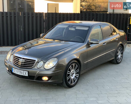 Коричневый Мерседес Е-Класс, объемом двигателя 3 л и пробегом 330 тыс. км за 9100 $, фото 17 на Automoto.ua