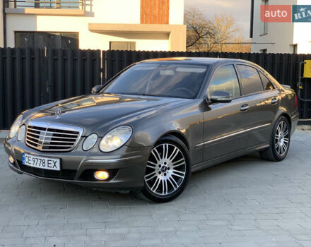Коричневый Мерседес Е-Класс, объемом двигателя 3 л и пробегом 330 тыс. км за 9100 $, фото 6 на Automoto.ua