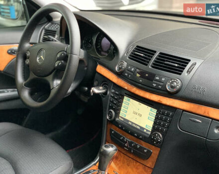 Коричневый Мерседес Е-Класс, объемом двигателя 3 л и пробегом 330 тыс. км за 9100 $, фото 50 на Automoto.ua