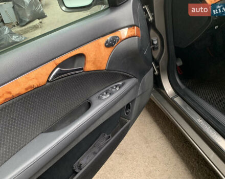 Коричневый Мерседес Е-Класс, объемом двигателя 3 л и пробегом 330 тыс. км за 9100 $, фото 67 на Automoto.ua