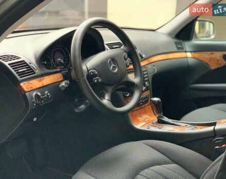 Коричневый Мерседес Е-Класс, объемом двигателя 3 л и пробегом 330 тыс. км за 9100 $, фото 69 на Automoto.ua