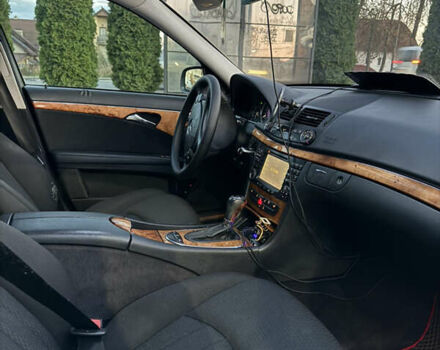 Мерседес Е-Клас 2007 у Івано-Франківську на Automoto.ua Коричневий Мерседес Е-Клас, об'ємом двигуна 3 л та пробігом 329 тис. км за 8900 $, фото 9 на Automoto.ua