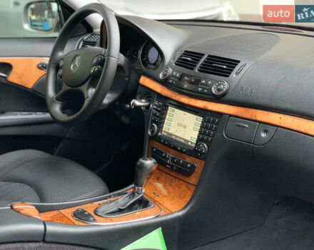 Коричневый Мерседес Е-Класс, объемом двигателя 3 л и пробегом 330 тыс. км за 9100 $, фото 53 на Automoto.ua