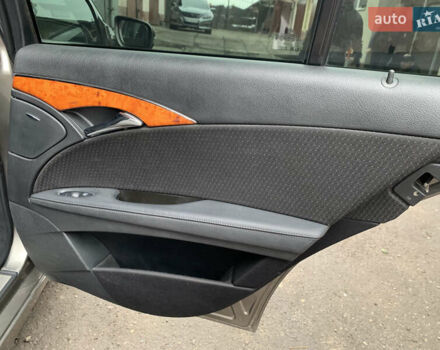 Коричневый Мерседес Е-Класс, объемом двигателя 3 л и пробегом 330 тыс. км за 9100 $, фото 61 на Automoto.ua