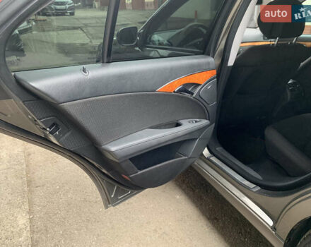 Коричневый Мерседес Е-Класс, объемом двигателя 3 л и пробегом 330 тыс. км за 9100 $, фото 65 на Automoto.ua