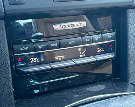 Коричневый Мерседес Е-Класс, объемом двигателя 2.2 л и пробегом 227 тыс. км за 15499 $, фото 10 на Automoto.ua