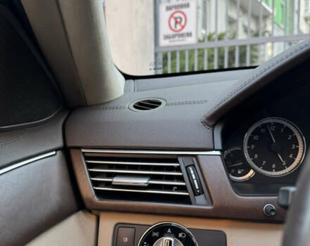 Мерседес Е-Класс 2010 в Львове на Automoto.ua Коричневый Мерседес Е-Класс, объемом двигателя 3.5 л и пробегом 130 тыс. км за 17500 $, фото 37 на Automoto.ua