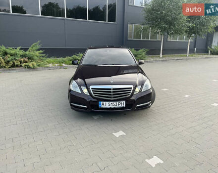 Коричневый Мерседес Е-Класс, объемом двигателя 2.2 л и пробегом 240 тыс. км за 12200 $, фото 16 на Automoto.ua