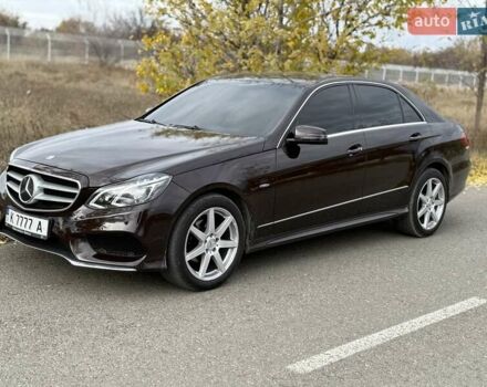 Коричневий Мерседес Е-Клас, об'ємом двигуна 2.14 л та пробігом 330 тис. км за 14000 $, фото 2 на Automoto.ua