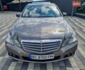 Коричневый Мерседес Е-Класс, объемом двигателя 2.2 л и пробегом 220 тыс. км за 11900 $, фото 1 на Automoto.ua